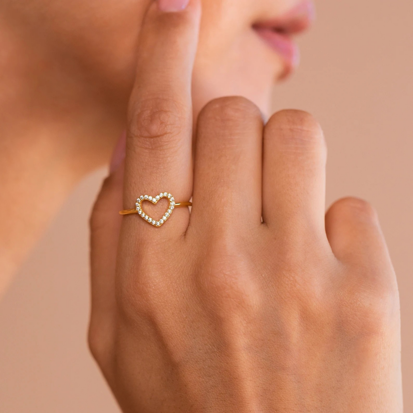 Minimalist Heart Zircon Ring for Women