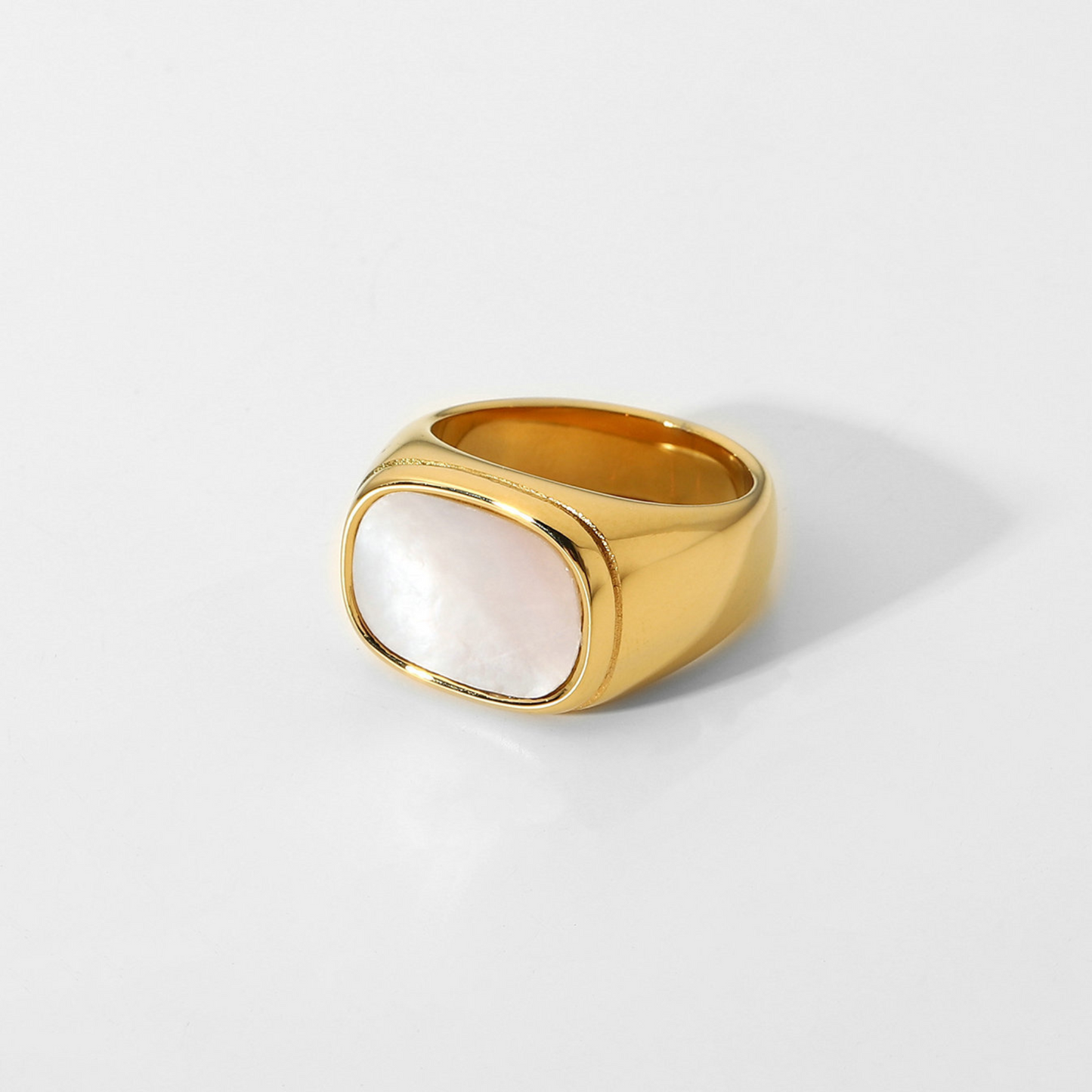 Minimalist Gold Signet Ring for Women